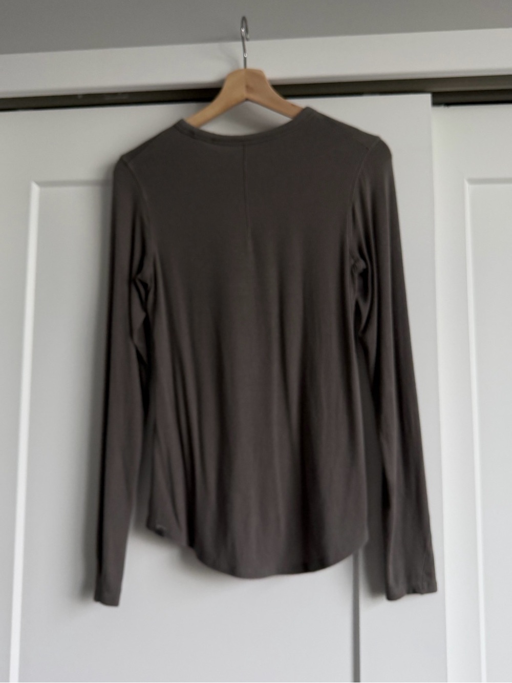 Lululemon Long Sleeve Crewneck Top in Dark Gray